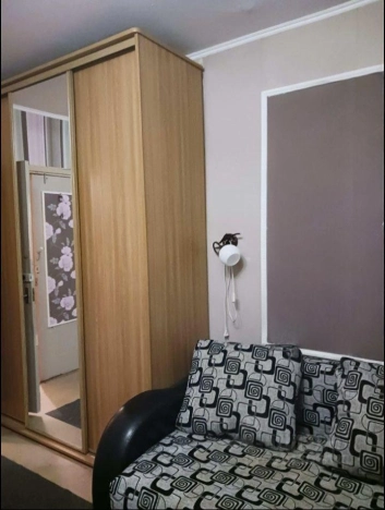 Снять комнату в Калининграде. Вариант № 9996267, 3, площадь -  квм, цена 10000 рублей