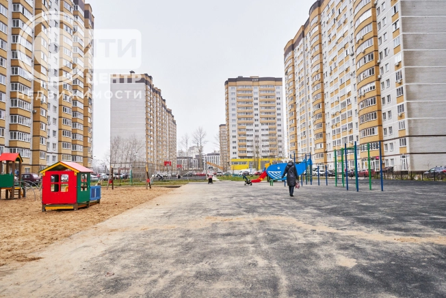 Купить однокомнатную квартиру в Воронеже. Вариант № 9458257, 24, площадь - квм, цена 5500000 рублей