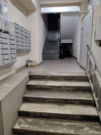 Купить квартиру в Москве. Вариант № 9770979, 12, площадь -  квм, цена 17000000 рублей