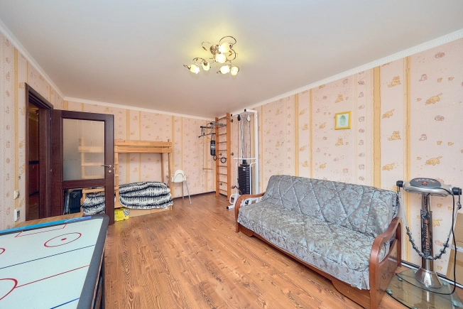 Купить двухкомнатную квартиру в Рязанской области. Вариант № 2527441, 6, площадь -  квм, цена 8500000 рублей