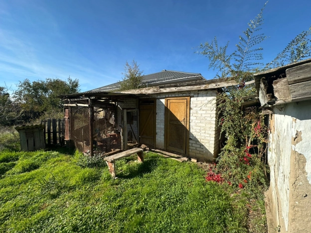 Купить дом в Элисте. Вариант № 7776532, 26, площадь -  квм, цена 9000000 рублей