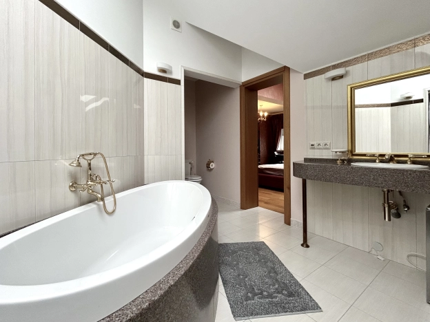 Купить дом в Москве. Вариант № 5270277, 29, площадь -  квм, цена 60000000 рублей