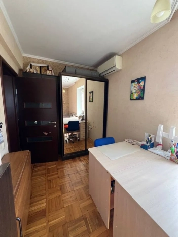 Купить двухкомнатную квартиру на улице имени Калинина в Краснодаре. Вариант № 28248, 5, площадь -  квм, цена 4800000 рублей