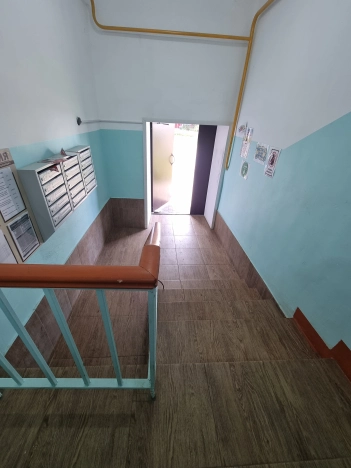 Купить двухкомнатную квартиру на улице 2-я Заводская в Владимирской области. Вариант № 8064139, 41, площадь -  квм, цена 1200000 рублей