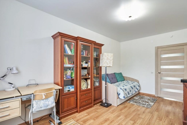 Купить трехкомнатную квартиру на улице Беговая в Воронеже. Вариант № 2802, 15, площадь -  квм, цена 10200000 рублей