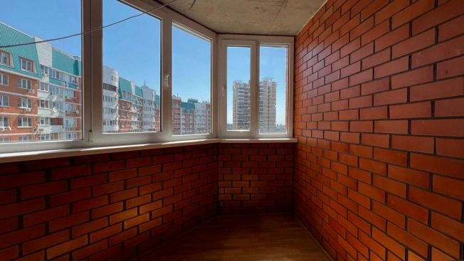 Купить однокомнатную квартиру на улице Героев-Разведчиков в Краснодаре. Вариант № 2053083, 15, площадь -  квм, цена 7500000 рублей