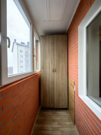 Снять квартиру на улице Виктора Гакуна в Калининграде. Вариант № 18166, 29, площадь -  квм, цена 70000 рублей