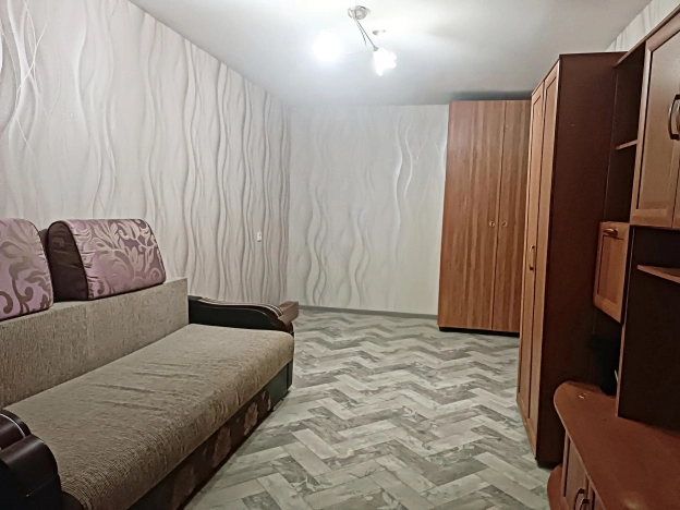 Купить однокомнатную квартиру в Волгограде. Вариант № 9646530, 1, площадь -  квм, цена 3500000 рублей