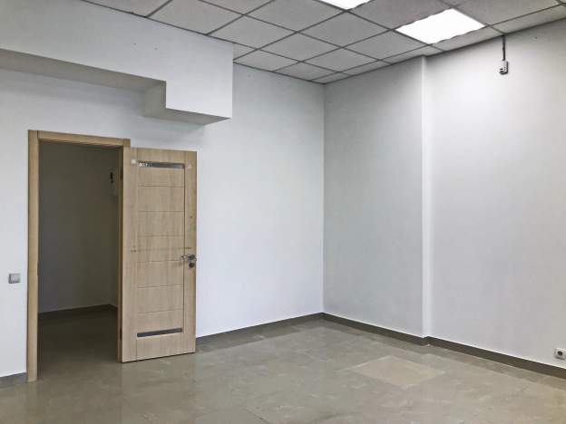 Купить коммерческую недвижимость в Севастополе. Вариант № 3970995, 5, площадь -  квм, цена 11900000 рублей