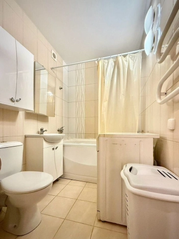 Купить однокомнатную квартиру в районе Московский в Калининграде. Вариант № 5355258, 8, площадь -  квм, цена 5650000 рублей