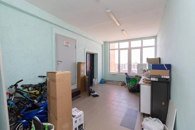 Купить двухкомнатную квартиру на улице 10 лет Октября в Омске. Вариант № 5498, 25, площадь -  квм, цена 12600000 рублей