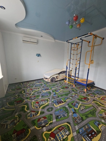 Купить трехкомнатную квартиру на улице Профсоюзная в Москве. Вариант № 10608856, 23, площадь -  квм, цена 22000000 рублей