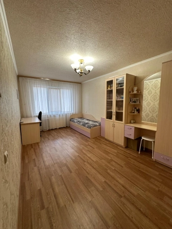 Купить трехкомнатную квартиру в Орске. Вариант № 56968, 2, площадь -  квм, цена 4100000.0000 рублей