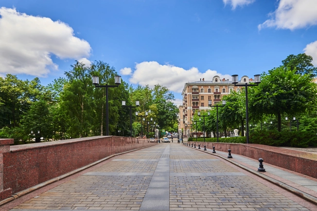 Купить квартиру в Москве. Вариант № 9641161, 24, площадь - квм, цена 160000000 рублей