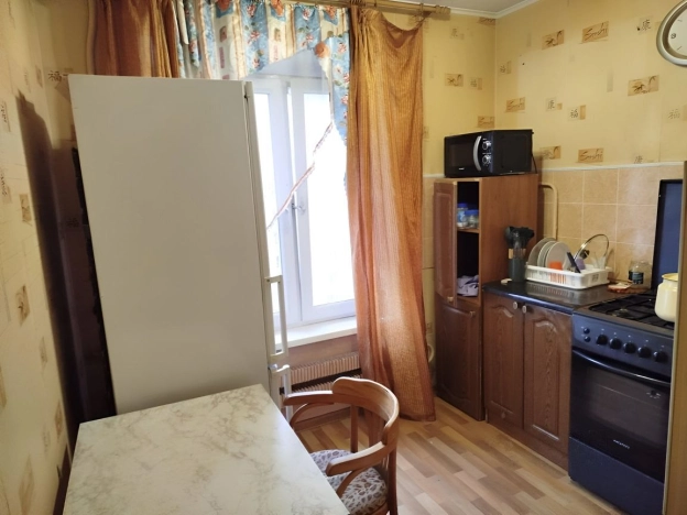 Купить квартиру в Москве. Вариант № 8416284, 8, площадь -  квм, цена 11800000 рублей