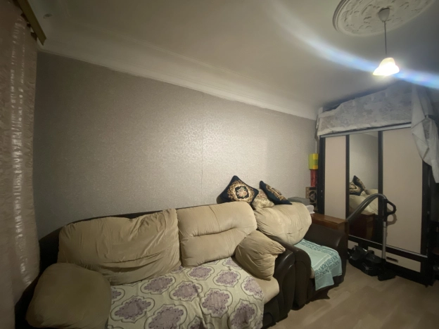 Купить двухкомнатную квартиру на улице Ангарская в Волгограде. Вариант № 30177, 1, площадь -  квм, цена 3300000 рублей