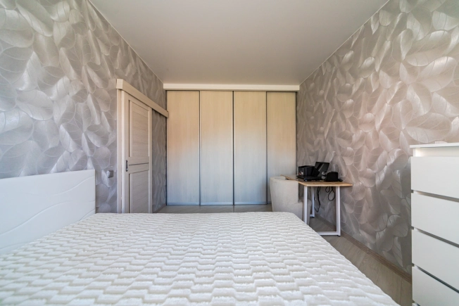 Купить однокомнатную квартиру в Ленинградской области. Вариант № 32441, 1, площадь -  квм, цена 4890000 рублей