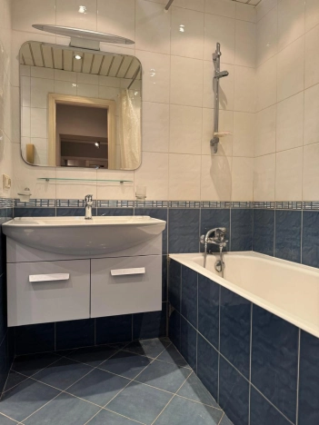 Купить двухкомнатную квартиру в СЗАО в Москве. Вариант № 1039070, 22, площадь -  квм, цена 17580000 рублей