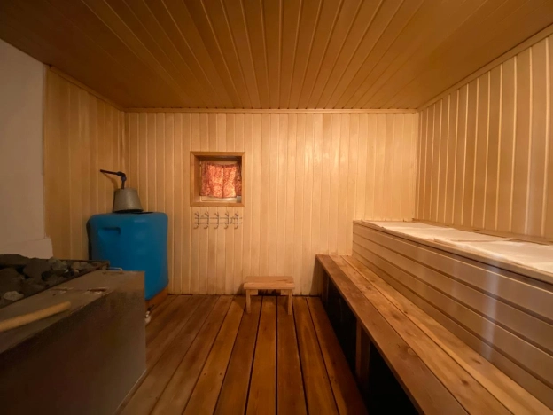 Купить дом в Микрорайоне Прометей, Октябрьский в Октябрьском. Вариант № 11106, 30, площадь -  квм, цена 11300000 рублей