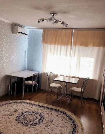 Купить однокомнатную квартиру в районе Октябрьский в Ростове-на-Дону. Вариант № 5224795, 1, площадь -  квм, цена 2400000 рублей