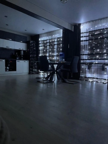 Купить трехкомнатную квартиру на улице Ильи Мухачева в Бийске. Вариант № 26408, 14, площадь -  квм, цена 7100000 рублей