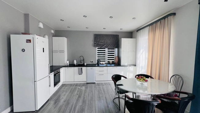 . Вариант № 1251488, 3, площадь - 106 квм, цена 8400000 рублей