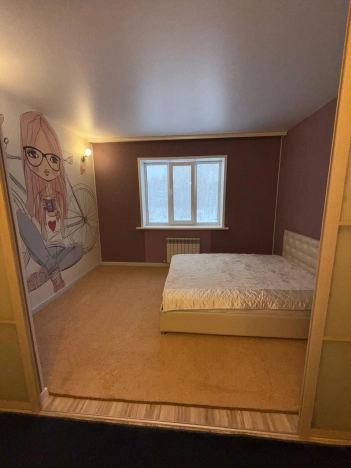 Купить трехкомнатную квартиру на улице Жилмассив в Новосибирской области. Вариант № 9140005, 3, площадь -  квм, цена 4500000 рублей