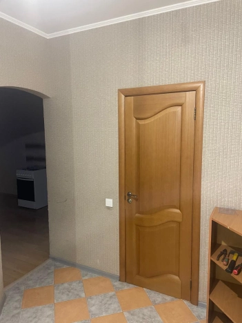 Снять квартиру в Омске. Вариант № 8910551, 6, площадь -  квм, цена 20000 рублей