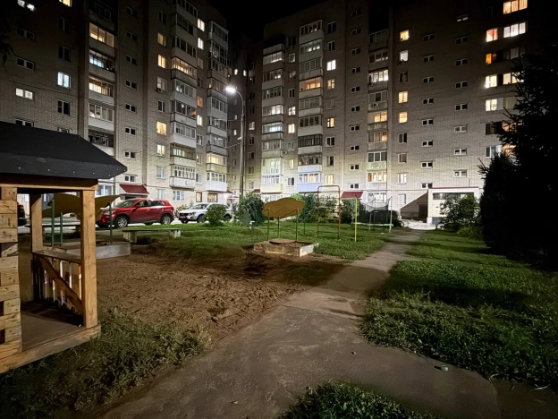 Купить трехкомнатную квартиру в Микрорайоне 2-й, Северо-Западный жилой район в Ижевске. Вариант № 5564022, 21, площадь -  квм, цена 6700000 рублей