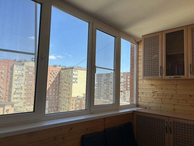 Купить трехкомнатную квартиру в районе Кировский в Ростове-на-Дону. Вариант № 50172, 4, площадь -  квм, цена 10999989 рублей