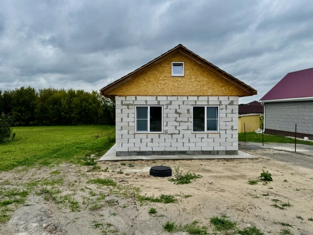 Купить дом в Микрорайоне Пролески, Старый Оскол в Старом Осколе. Вариант № 3334506, 0, площадь -  квм, цена 4000000 рублей