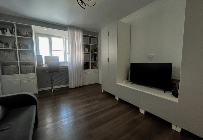 Купить двухкомнатную квартиру в районе Октябрьский в Владимире. Вариант № 1024315, 3, площадь -  квм, цена 9700000 рублей