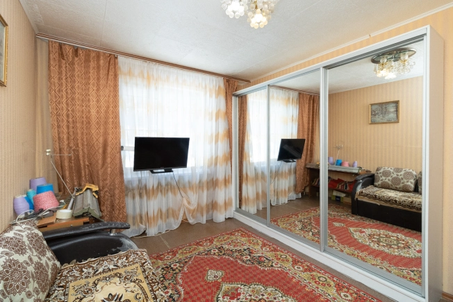 Купить квартиру на вторичке в ЖК Отражение в Владимире. Вариант № 7196, 13, площадь -  квм, цена 6000000 рублей