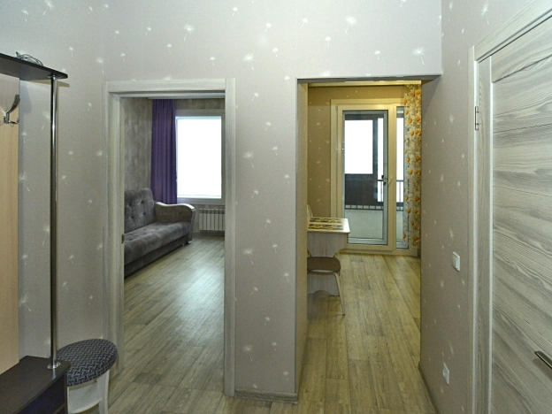 Снять квартиру у метро Площадь Гарина-Михайловского в Новосибирске. Вариант № 8842188, 19, площадь -  квм, цена 33000 рублей