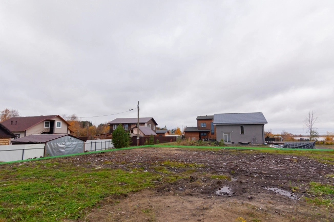 Купить земельный участок в Петрозаводске. Вариант № 7829936, 4, площадь -  квм, цена 8500000 рублей