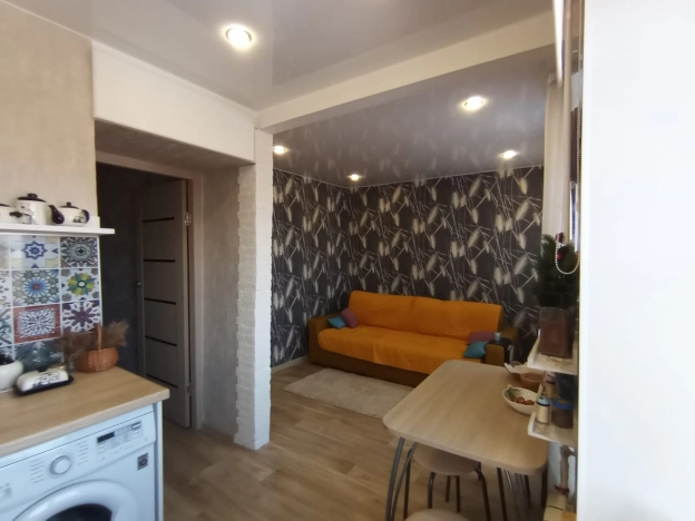 Купить трехкомнатную квартиру на улице Жилмассив в Новосибирской области. Вариант № 8970340, 1, площадь -  квм, цена 5650000 рублей