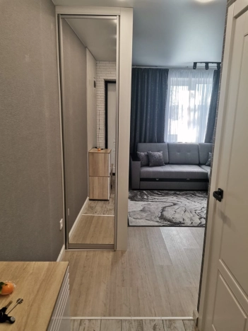 Купить квартиру в Омске. Вариант № 2702, 10, площадь -  квм, цена 4115000 рублей