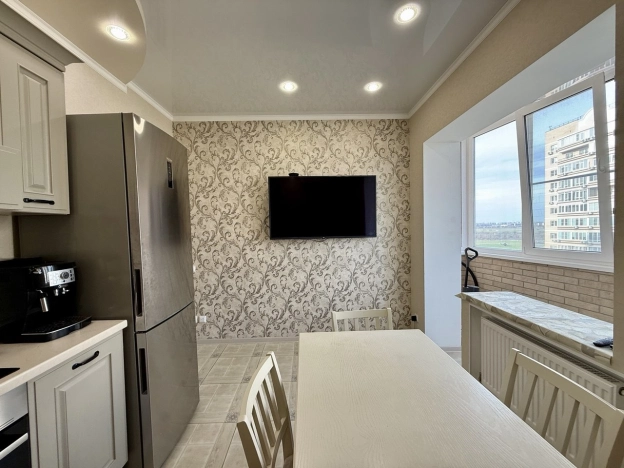 Купить двухкомнатную квартиру в Краснодаре. Вариант № 9666481, 1, площадь -  квм, цена 10750000 рублей