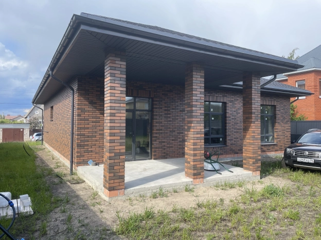 Купить дом в Воронеже. Вариант № 42688, 4, площадь -  квм, цена 15350000 рублей