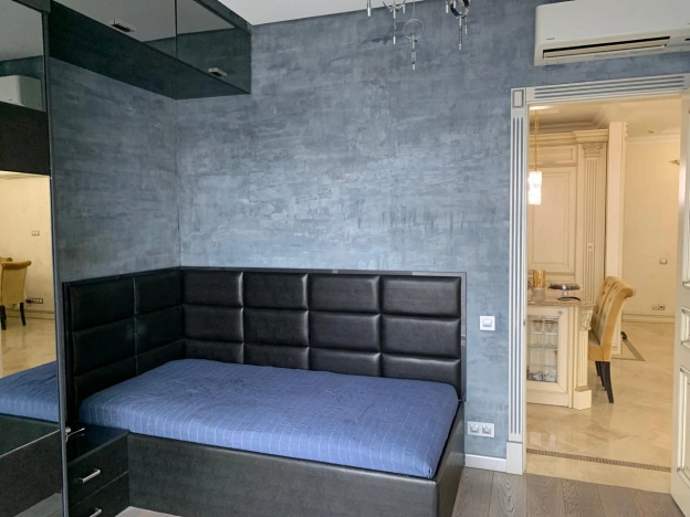 Купить четырехкомнатную квартиру в ЮВАО в Москве. Вариант № 20285, 21, площадь -  квм, цена 77500000 рублей