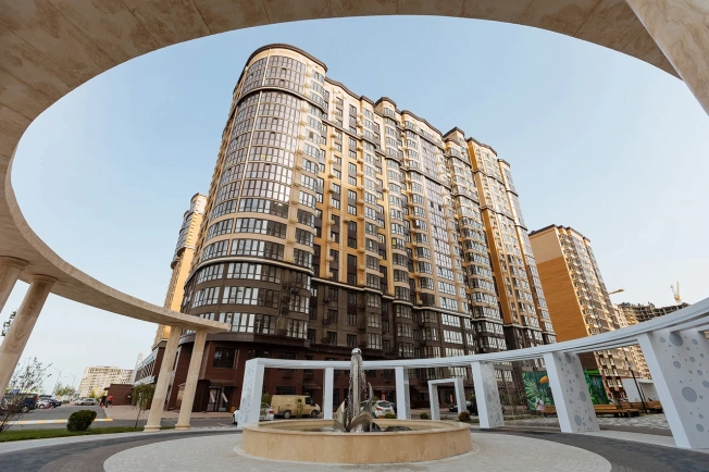 Купить квартиру в ЖК Красная площадь Ромекс в Краснодаре. Вариант № 28236, 17, площадь -  квм, цена 11000000.0000 рублей