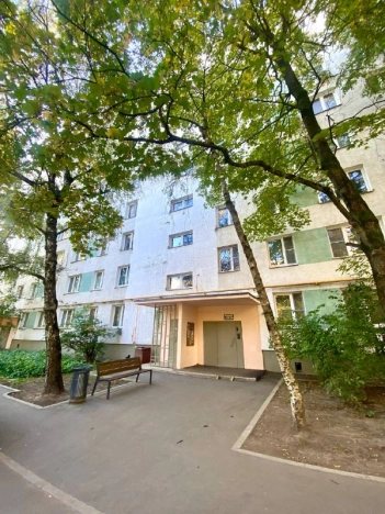 Купить квартиру в Москве. Вариант № 5546277, 17, площадь -  квм, цена 13500000 рублей