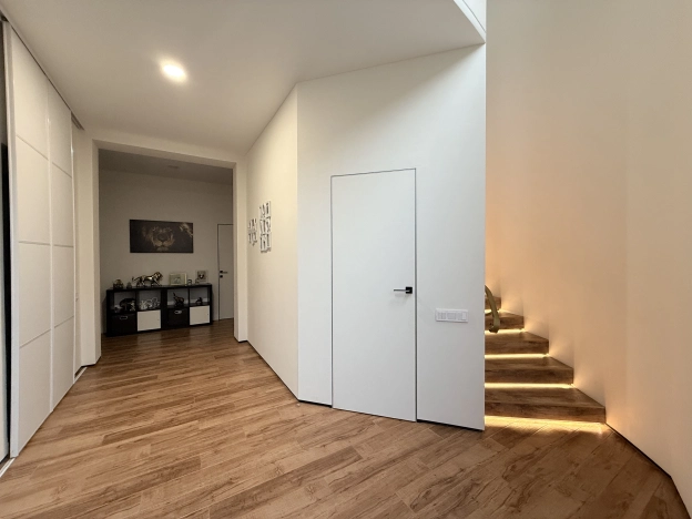 Купить дом в Калининграде. Вариант № 4836919, 12, площадь -  квм, цена 47000000 рублей