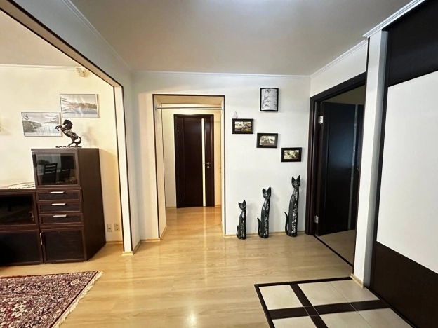 Купить многокомнатную квартиру на улице Студёный Кордон в Пензе. Вариант № 10288876, 3, площадь -  квм, цена 6900000 рублей