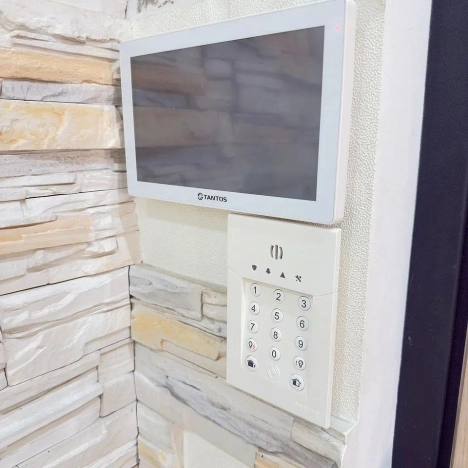 Купить квартиру в Москве. Вариант № 8716853, 7, площадь - квм, цена 22500000 рублей