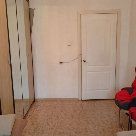 Купить трехкомнатную квартиру на улице Ильи Мухачева в Бийске. Вариант № 24151, 5, площадь -  квм, цена 3600000 рублей