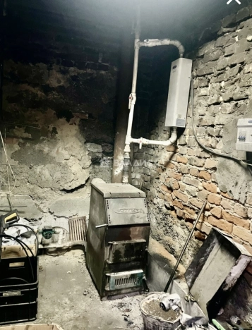 Купить коммерческую недвижимость в Бийске. Вариант № 8449577, 14, площадь - квм, цена 6900000 рублей