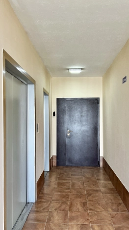 Купить квартиру в Москве. Вариант № 2137813, 34, площадь - квм, цена 32999999.0000 рублей