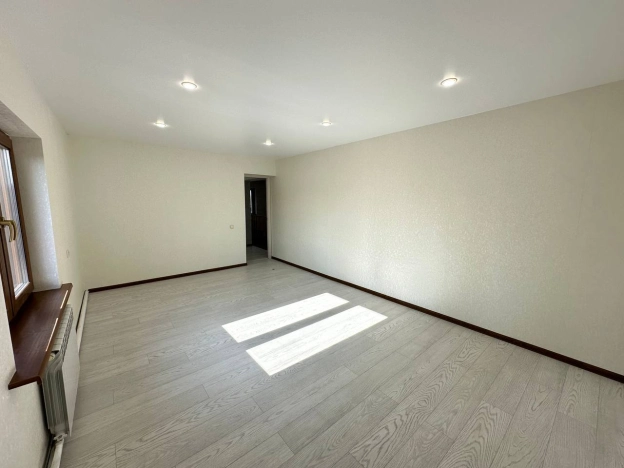 Купить дом на улице Белокаменная в Улан-Удэ. Вариант № 5639, 8, площадь -  квм, цена 9500000 рублей