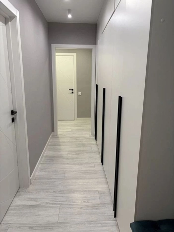 Купить трехкомнатную квартиру в Ростовской области. Вариант № 7590424, 4, площадь -  квм, цена 12800000 рублей